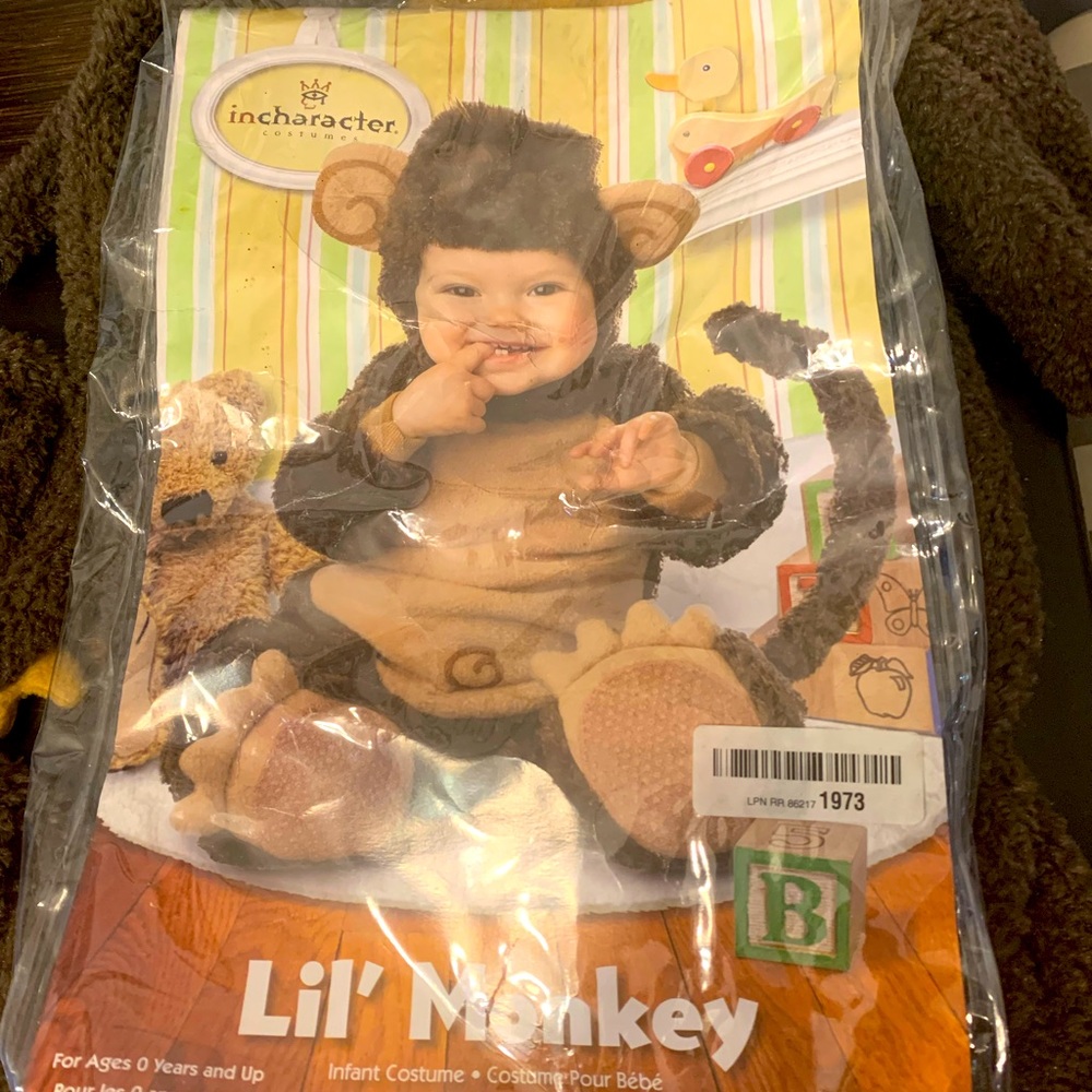Toddler monkey costume!